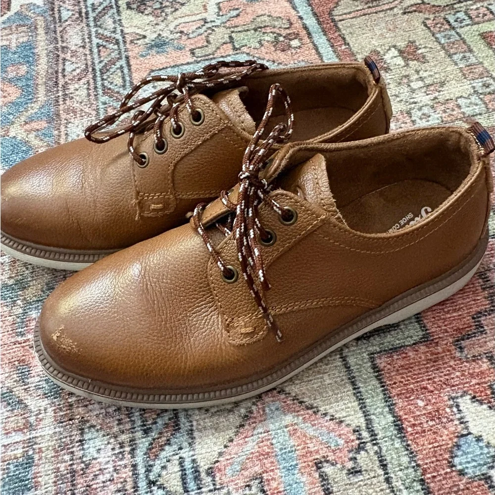 Florsheim Supacush Jr Plain Toe Oxford leather shoes in a cognac color